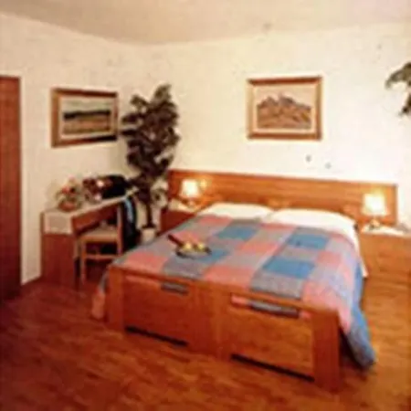 فندق Albergo Villanuova 2*